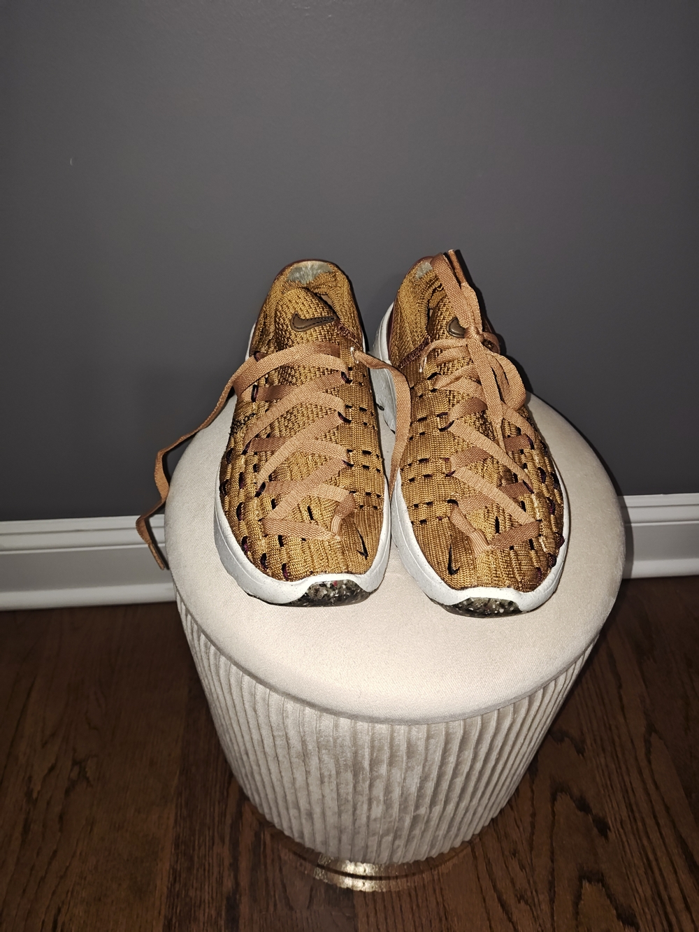 Nike Womens Woven Athletic Shoes - Tan/Brown 6